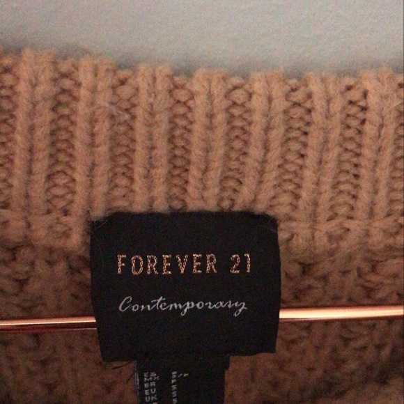 Forever 21 Sweater - Picture 6 of 6